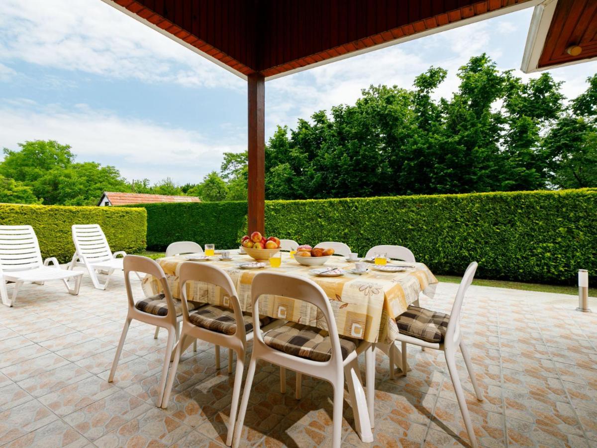 באלאטונסארסו Holiday Home Narcisse By Interhome מראה חיצוני תמונה